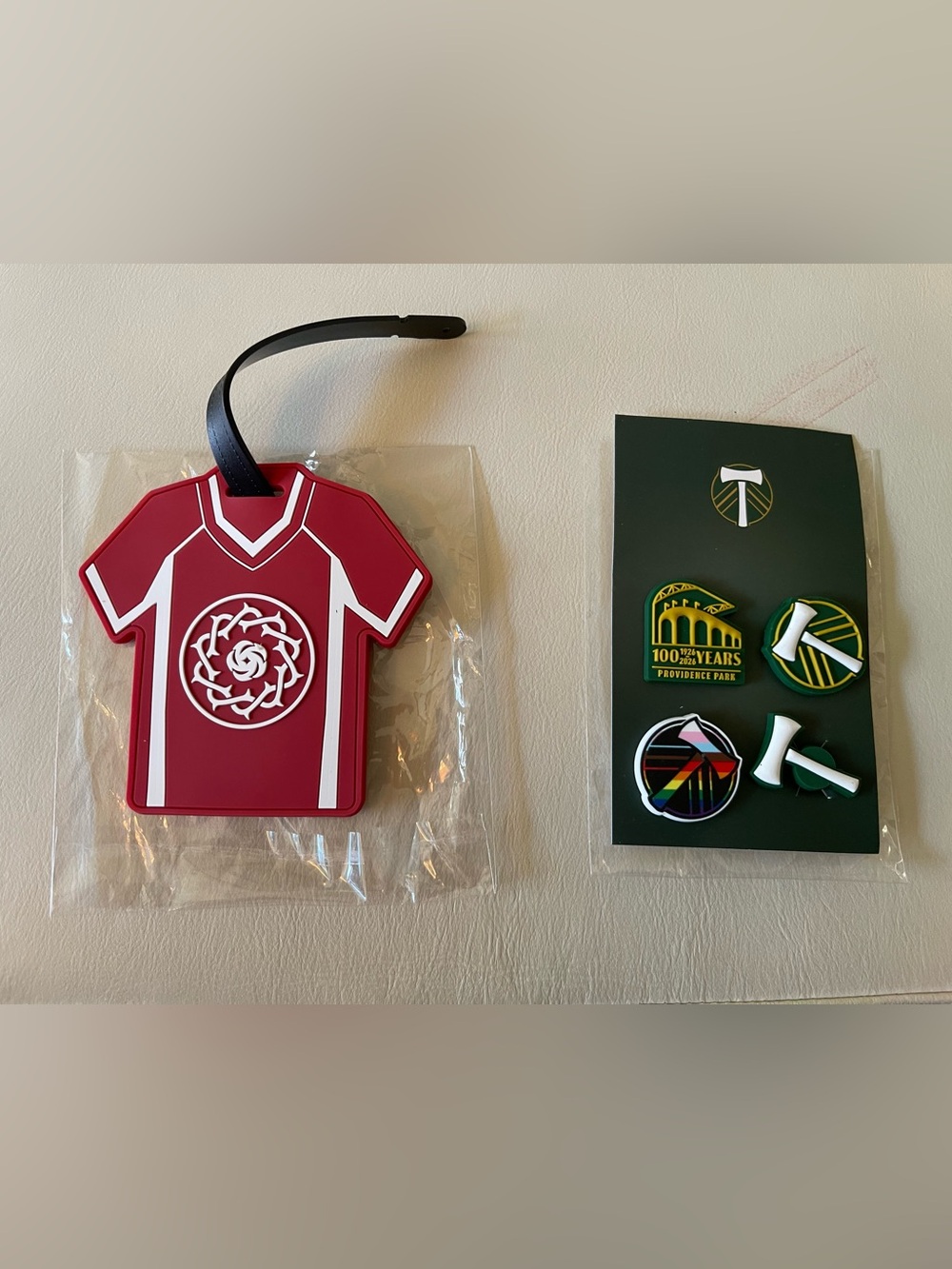 MLS Portland Timbers JIBBITZ charms, Portland Thorns Jersey Luggage Tag